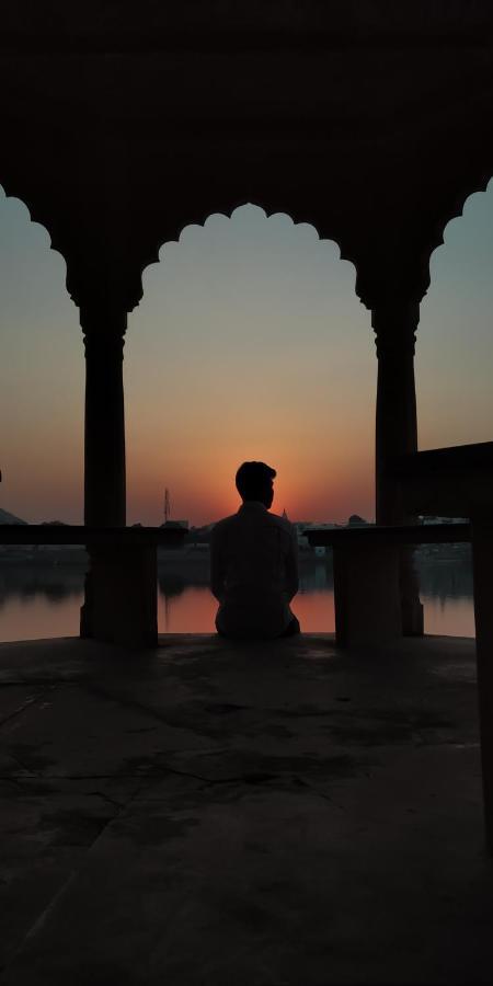 The Hostel Air Pushkar Luaran gambar