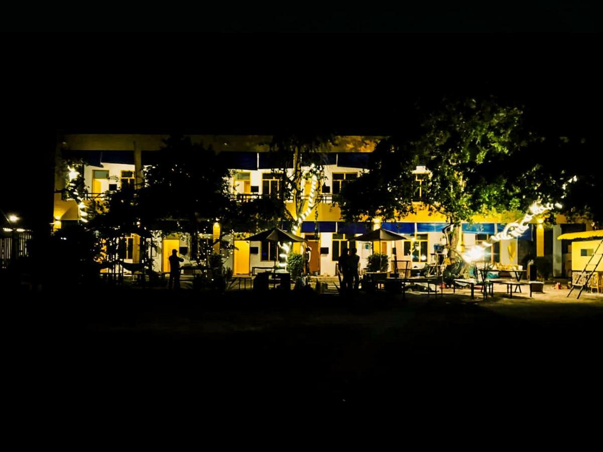 The Hostel Air Pushkar Luaran gambar