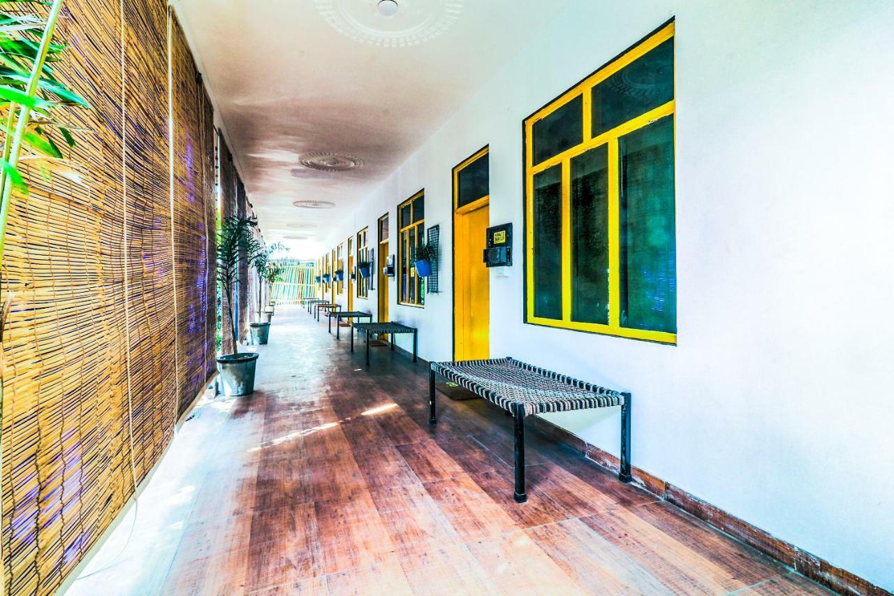 The Hostel Air Pushkar Luaran gambar