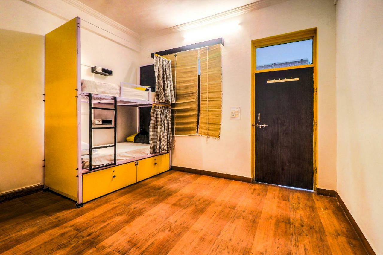 The Hostel Air Pushkar Luaran gambar